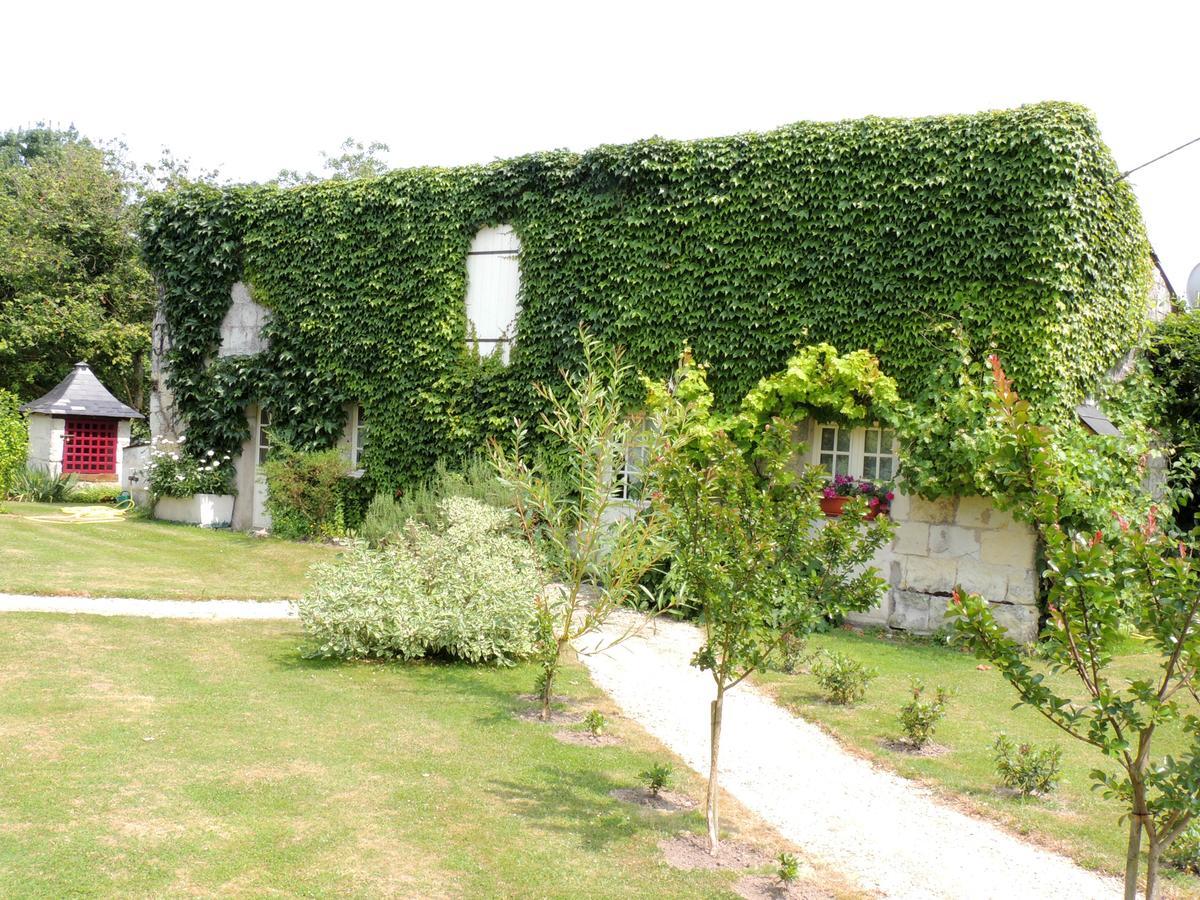 La Jarillais Hotel Saumur Exterior photo